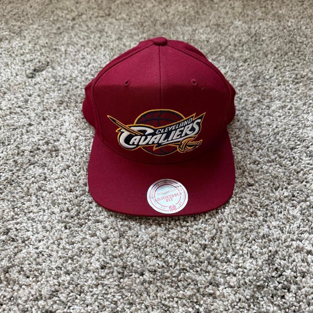 Nba Men's Burgundy and Red Hat